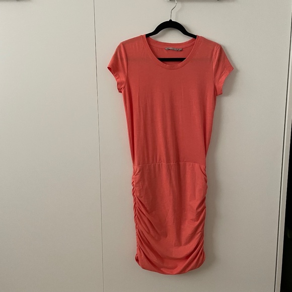 Athleta Dresses & Skirts - Athleta Women’s Size Small Coral Blouson T-Shirt Ruched scoop neck Knit Dress